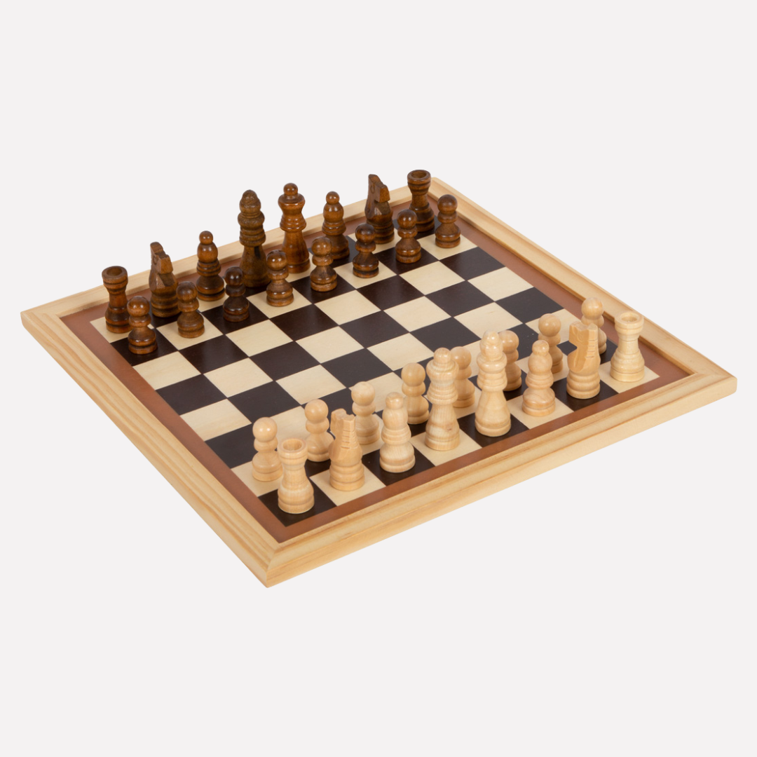 Coffret 7 Jeux Classiques en Bois incluant un échiquier en bois avec pièces élégantes