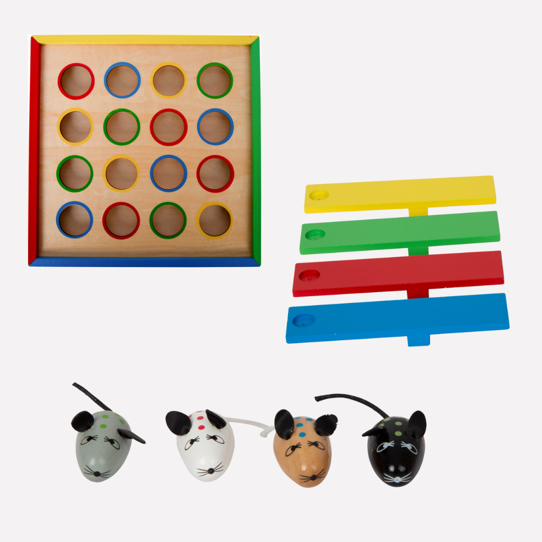 Jeu Souris Sauteuses en Bois avec plateau coloré et quatre souris en bois pour les enfants